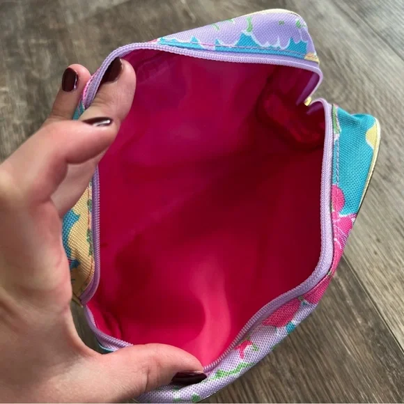 Like new! Lilly Pulitzer for Estée Lauder Makeup Bag - Picture 2 of 5